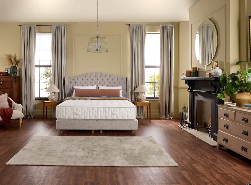 Harrison Spinks Diamond 25000 Divan